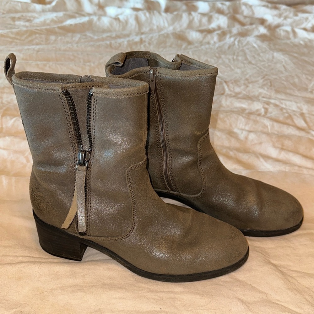 Clarks Women’s Boot